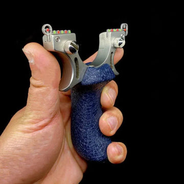 Dragon-chasing stainless steel slingshot